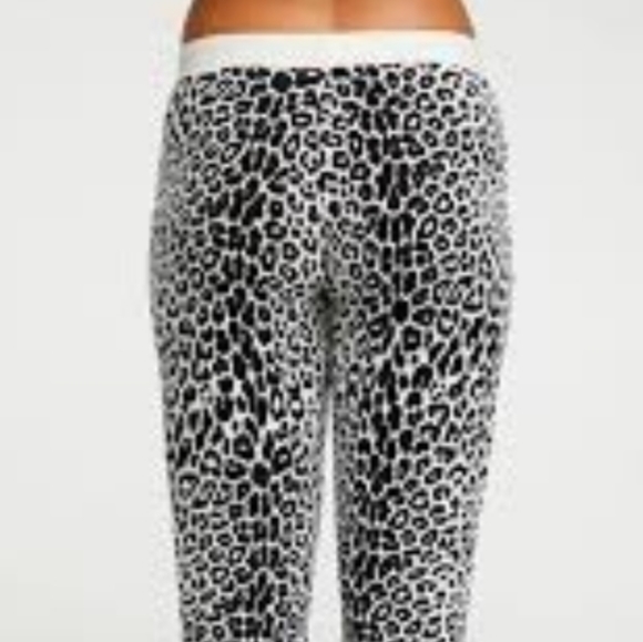CHASER Cream & Black Cheatah/Leopard Print Light Weight Jersey Style Sweat Pants - Picture 7 of 13